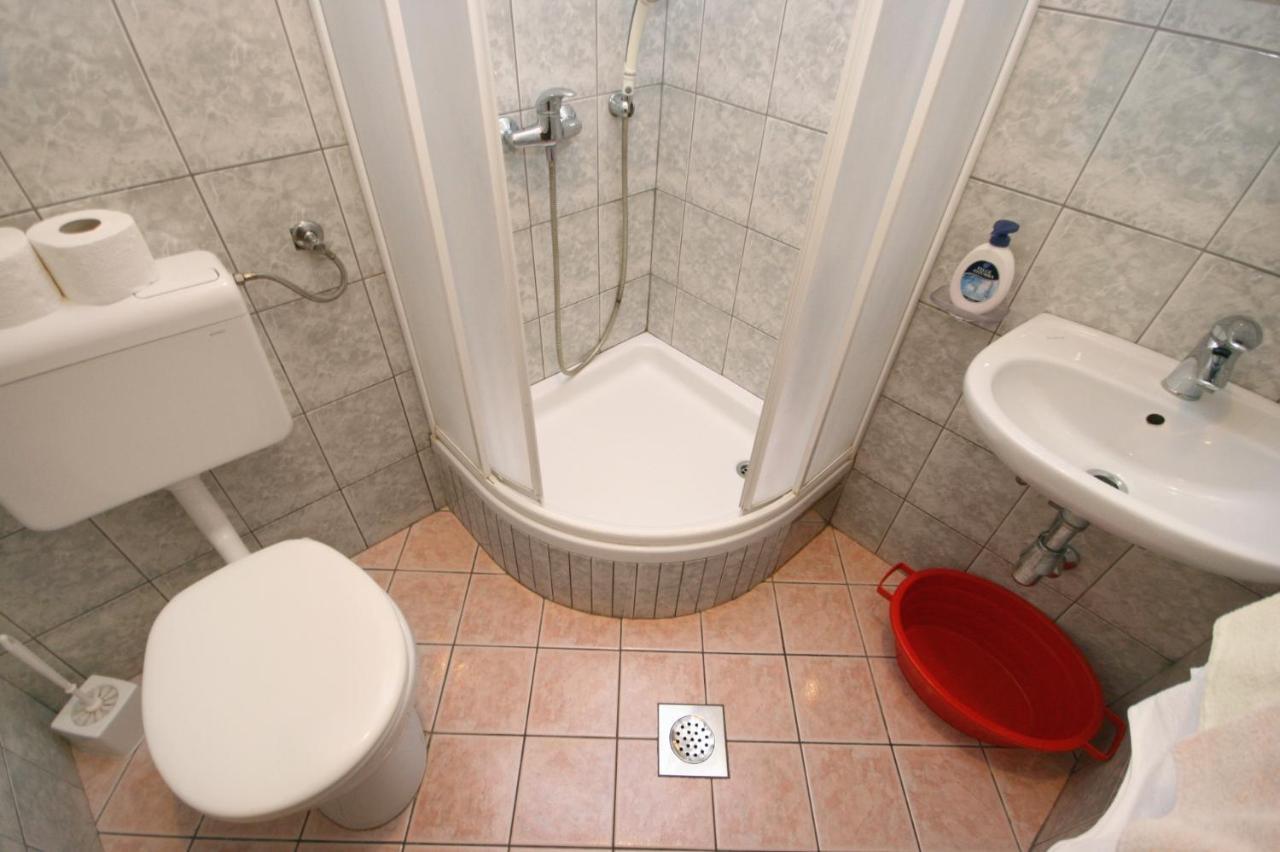 Apartments By The Sea Promajna, Makarska - 2673 Luaran gambar